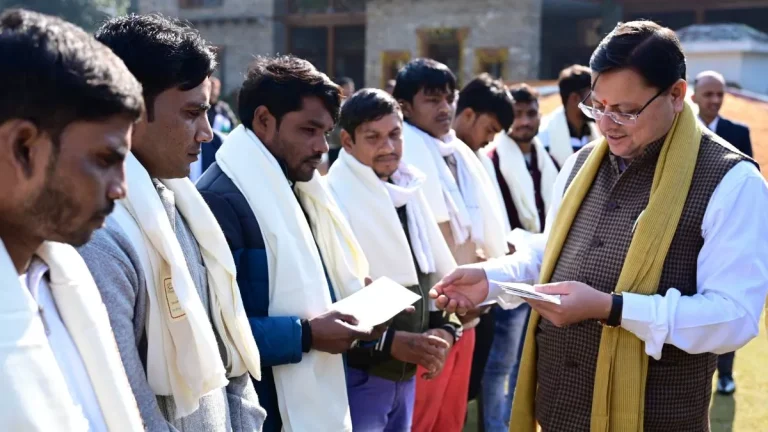 21_12_2023-cm_dhami_and_rat_miners_23610241