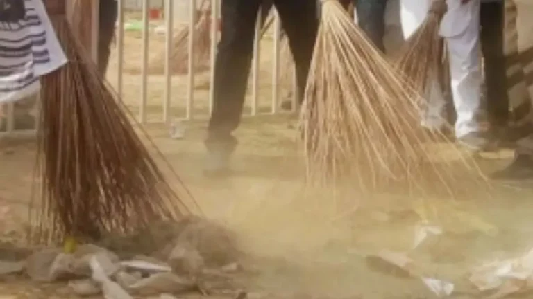 04_01_2024-30_10_2022-sanitation_23171140_23620832