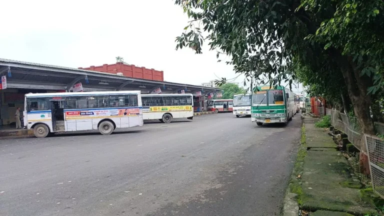30_05_2024-dehradun_isbt_23728191