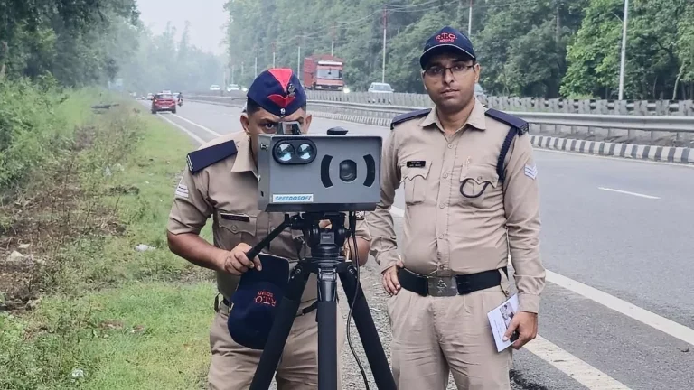 26_09_2024-traffic_police_uttarakhand_23804620