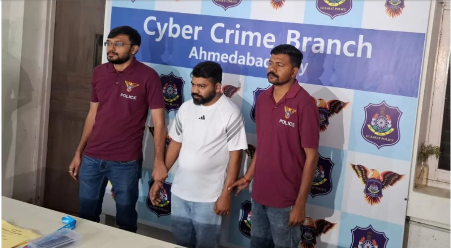 Screenshot 2025-10-27 203822